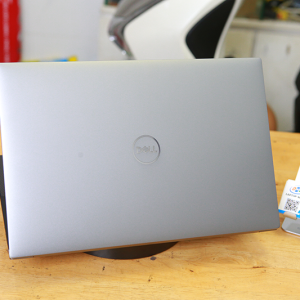 Dell Precision 5570 i7-12800H